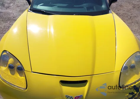 2008 Chevrolet Corvette Z06 Hardtop z USA, uszkodzony, nr VIN 1G1YY26E285111828